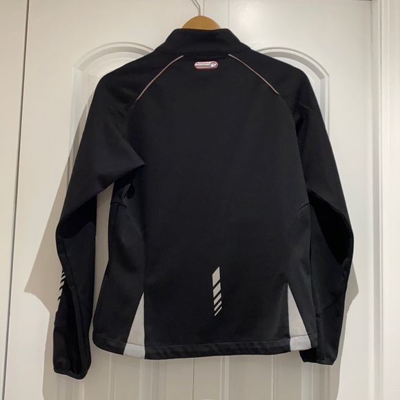Descente Running Jacket - Picture 2 of 3